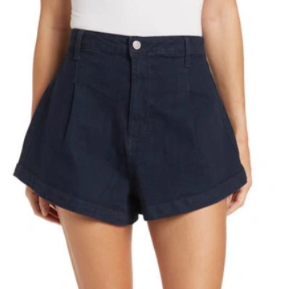 WeWoreWhat: Trumpet Flare Short, SZ 24